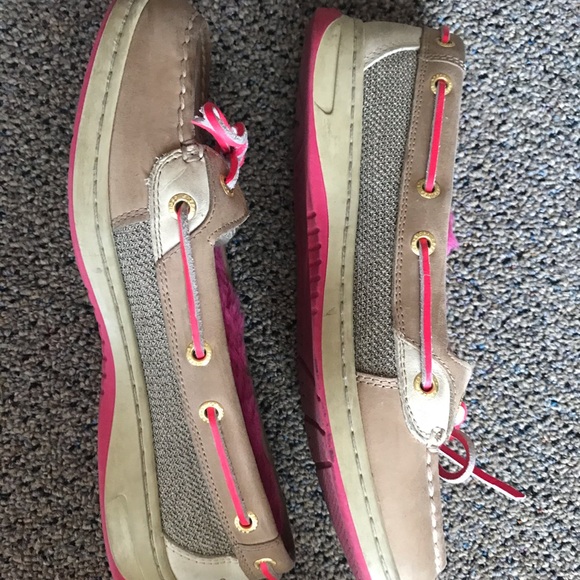 Shoes - Picture 2 of 6